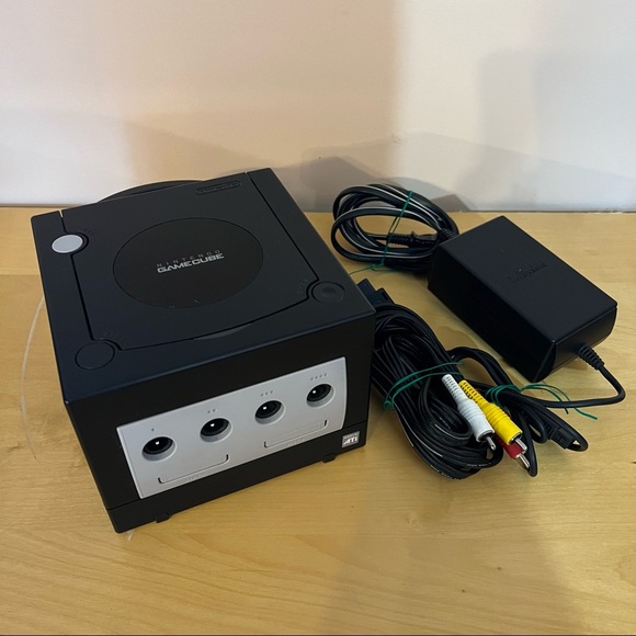 Nintendo Other - Nintendo GameCube Console + AV & Power Cables